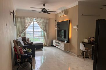 Suria Vista Apartment & Townhouse