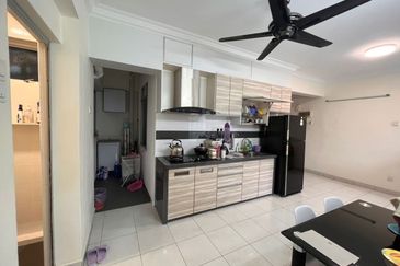 Suria Vista Apartment & Townhouse