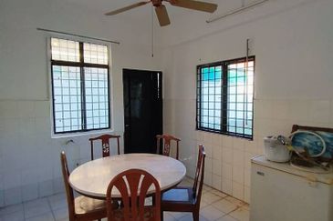 TAMAN IHSAN FASA 2 & 3