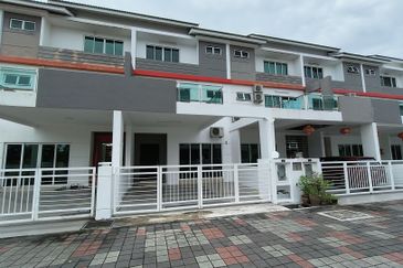 Fully renovated Villa Permai Gated and guarded