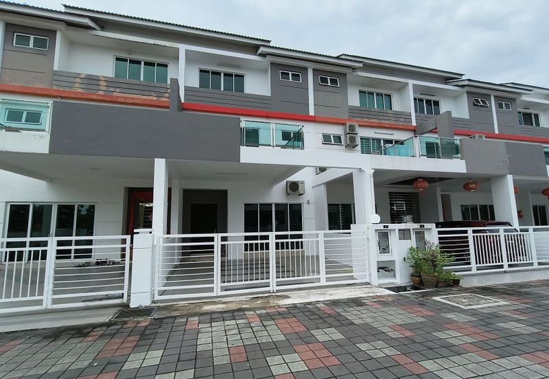 Fully renovated Villa Permai Gated and guarded