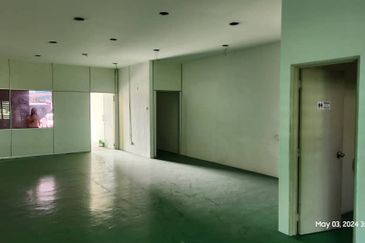 Pusat Perniagaan Juru Avenue