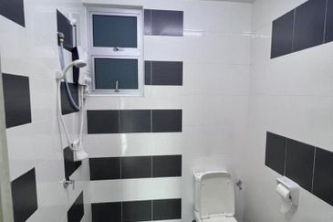 Royale Infinity @ Tambun Royale City