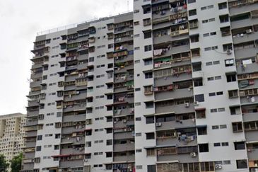 Gat Lebuh Noordin Flat