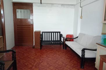 Gat Lebuh Noordin Flat