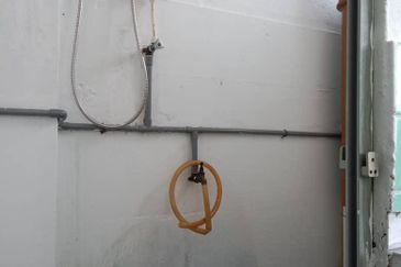 Gat Lebuh Noordin Flat