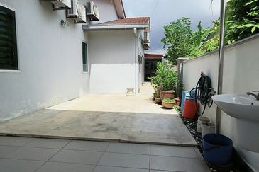 Lorong Tembikai 1