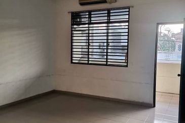 Jalan Permatang Tok Mahat