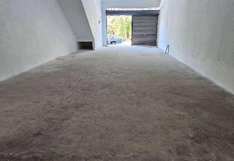 Pusat Perniagaan Putra