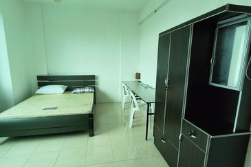 De Landmark Apartment (Seri Emas)