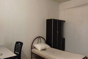 De Landmark Apartment (Seri Emas)