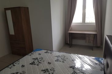 Arasia Perdana (The Clovers)