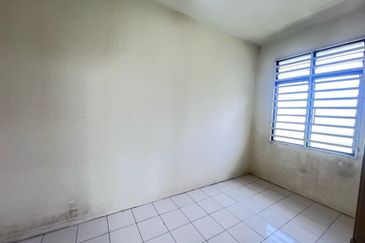 TAMAN LEMBAH IMPIANA