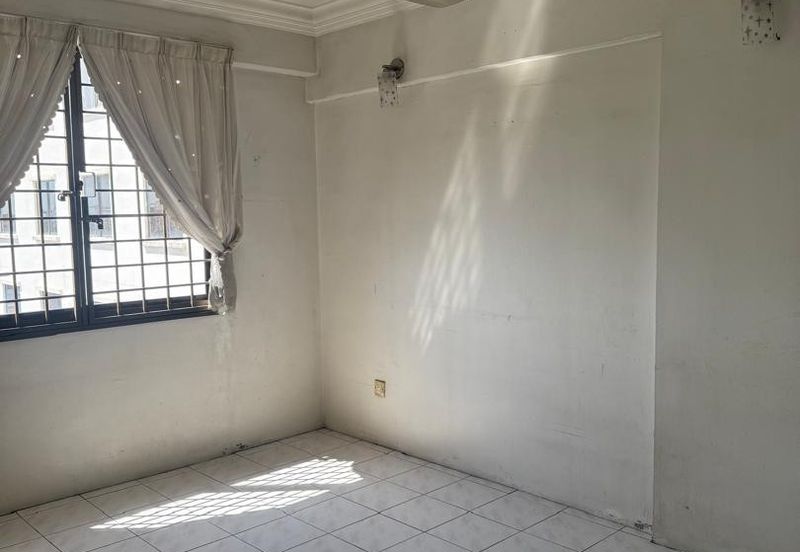 Pangsapuri Ria Apartment A (Pearl Tower)