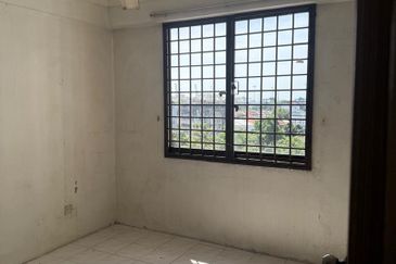 Pangsapuri Ria Apartment A (Pearl Tower)