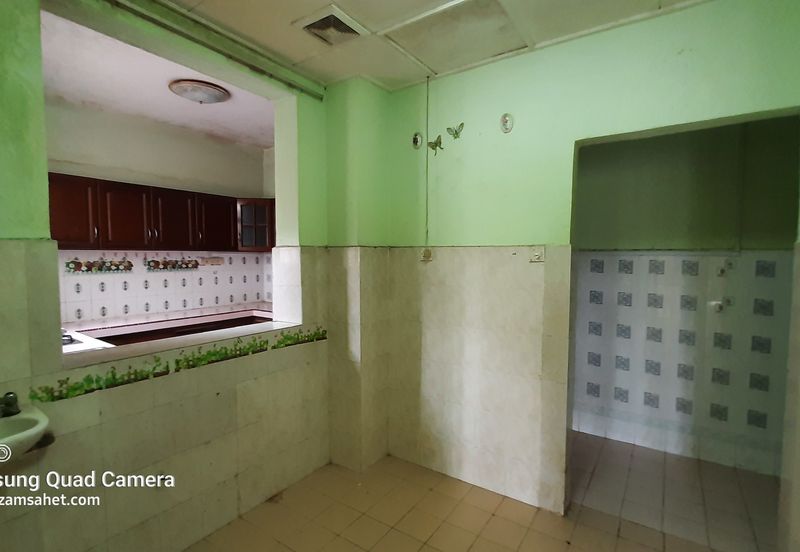 Persiaran Puncak Alam 1 