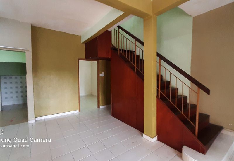 Persiaran Puncak Alam 1 