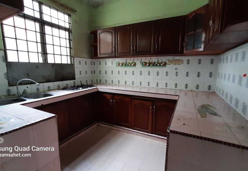 Persiaran Puncak Alam 1 