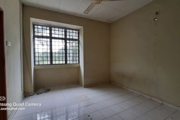 Persiaran Puncak Alam 1 