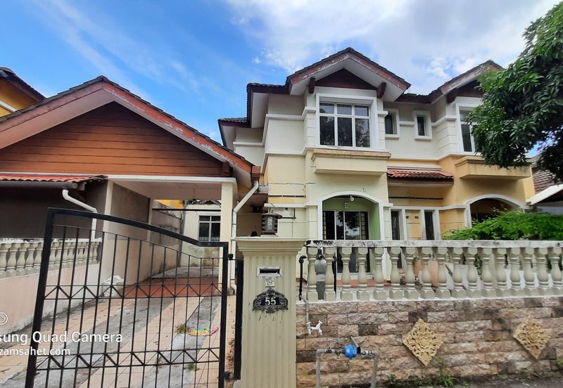 Persiaran Puncak Alam 1 