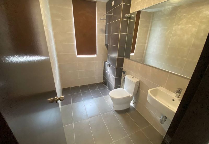 Persiaran Puncak Alam 1 