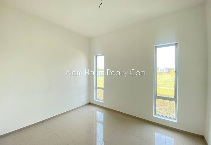 TAMAN PADANG TEMU PERMATA