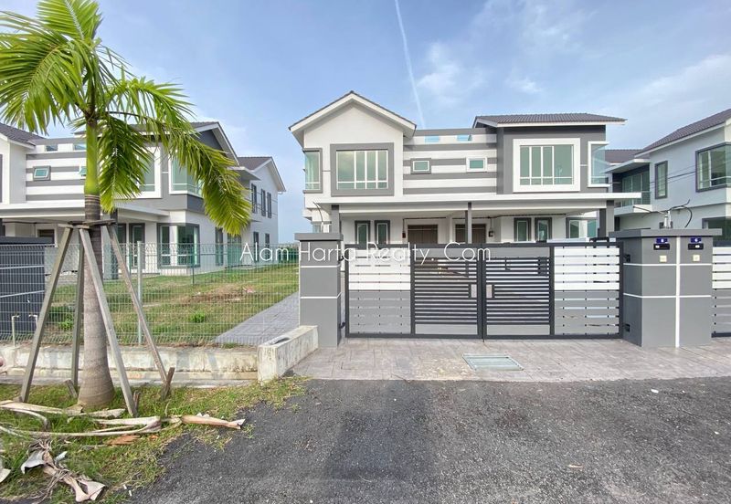 TAMAN PADANG TEMU PERMATA