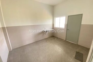 TAMAN PADANG TEMU PERMATA