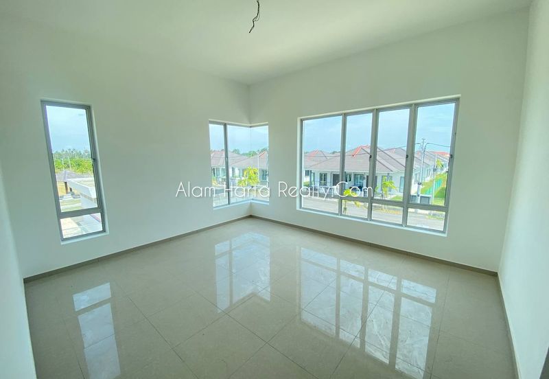 TAMAN PADANG TEMU PERMATA