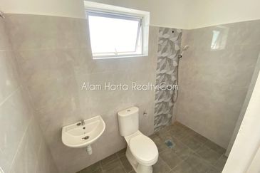 TAMAN PADANG TEMU PERMATA