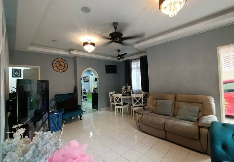 FOR SALE SEMI D CLUSTER 2 TINGKAT AZ-ZAHARAH BANDAR PUNCAK ALAM