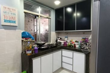 FOR SALE SEMI D CLUSTER 2 TINGKAT AZ-ZAHARAH BANDAR PUNCAK ALAM