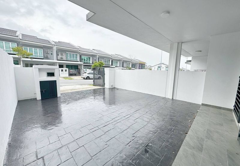 Serenia Adiva @ Serenia City