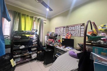 Jalan Makyong, Bandar Bukit Raja