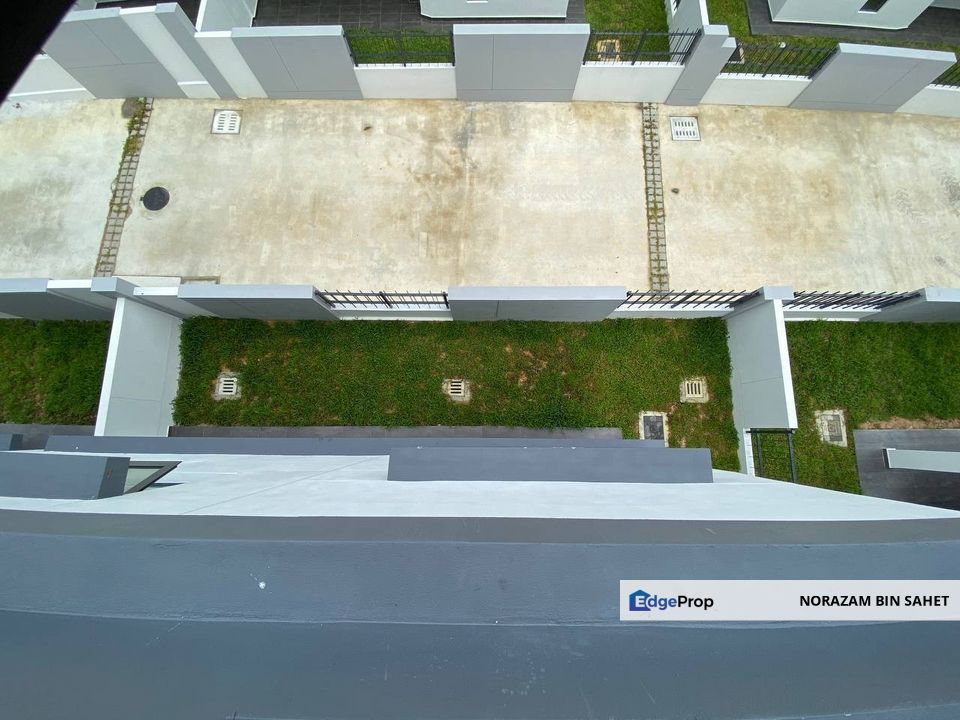 FOR SALE 3 STOREY SEMI D PARK VILLAS, TRILLIA BUKIT JELUTONG SHAH ALAM, Selangor, Bukit Jelutong