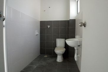 Persiaran Puncak Alam 1 