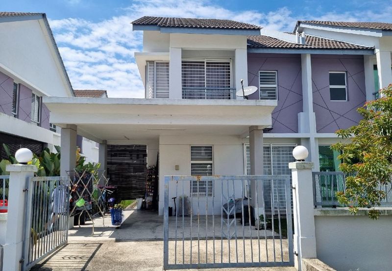 Persiaran Puncak Alam 1 