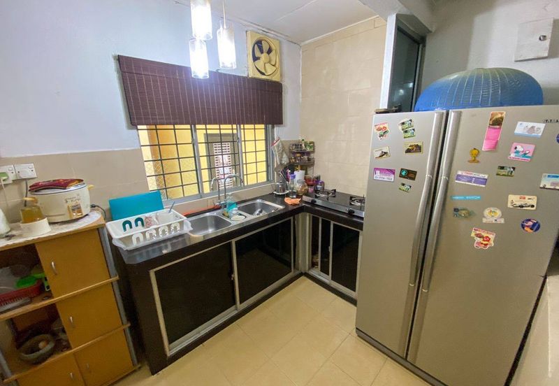 FOR SALE FREEHOLD RENOVATED  2 STOREY TERRACE JALAN SERAMBI BUKIT JELUTONG SHAH ALAM