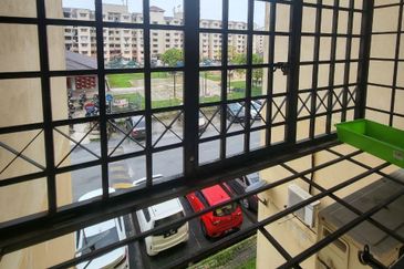 Pangsapuri Subang Suria