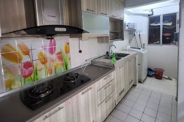 Pangsapuri Subang Suria