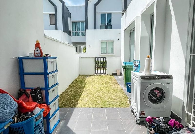 Ebonylane @ Eco Forest