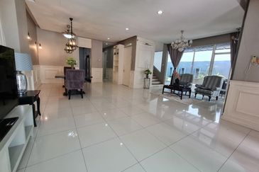 FOR SALE FREEHOLD RENOVATED 2.5 STOREY BUNGALOW USJ HEIGHTS SUBANG JAYA