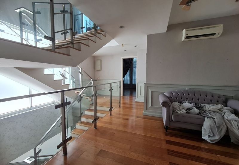 FOR SALE FREEHOLD RENOVATED 2.5 STOREY BUNGALOW USJ HEIGHTS SUBANG JAYA