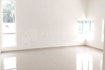 Pulau Indah ( Pulau Lumut )