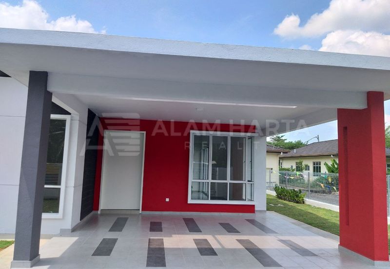 Pulau Indah ( Pulau Lumut )