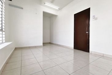 Persiaran Puncak Alam 1 