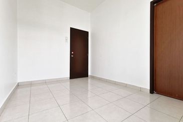 Persiaran Puncak Alam 1 