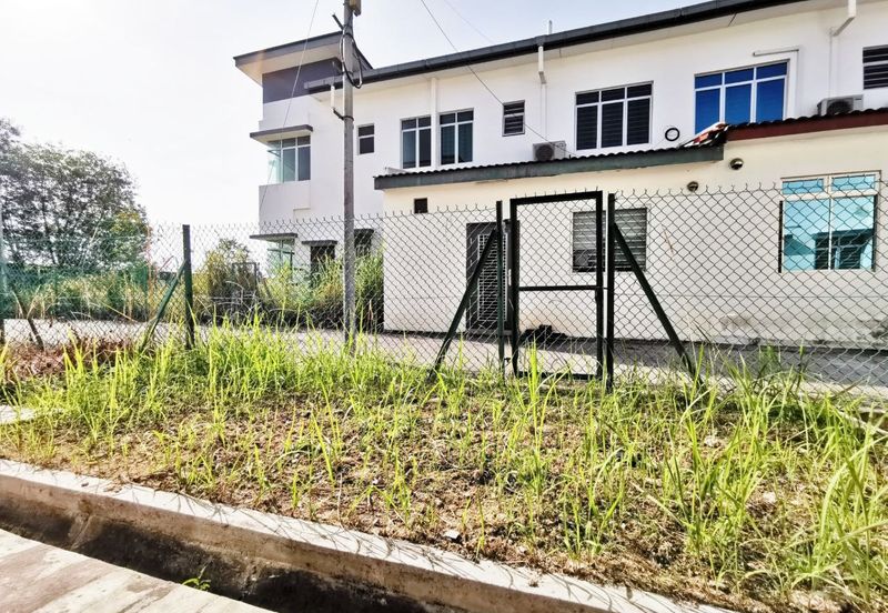 Persiaran Puncak Alam 1 