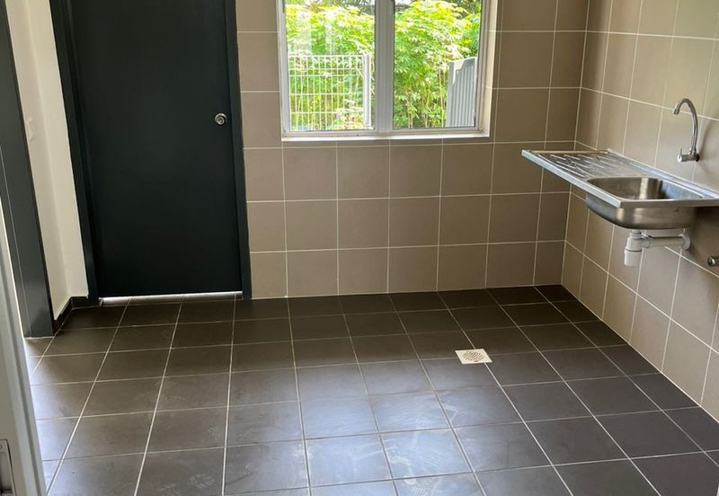 Pulau Indah ( Pulau Lumut )