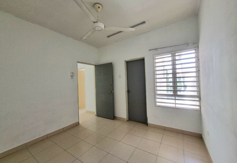 Persiaran Puncak Alam 1 